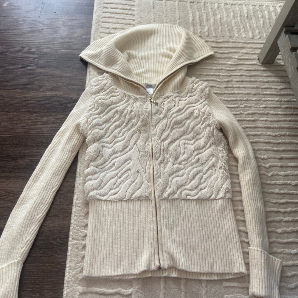 Cream Textured Women's Sweater